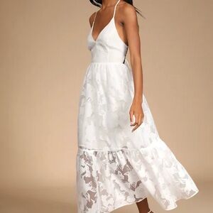 NWT Lulu's White Floral Lace Midi Dress with Spaghetti Straps